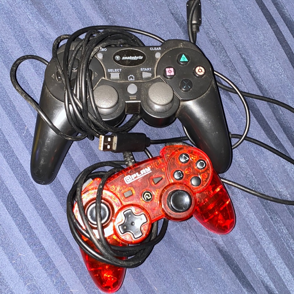 Gaming controllers set of 2